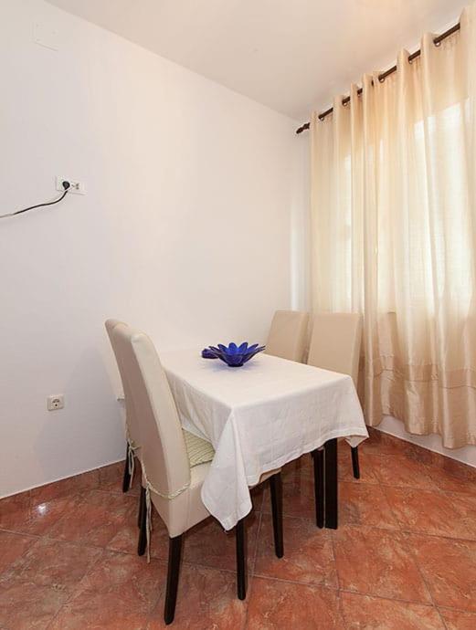 Apartmani Saric Тучепи Экстерьер фото