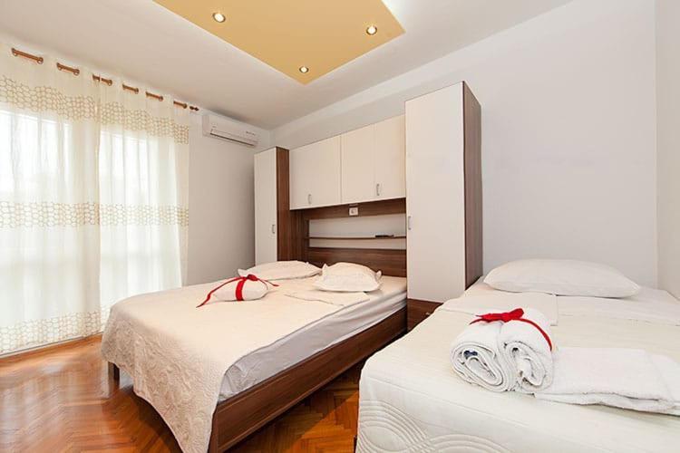 Apartmani Saric Тучепи Экстерьер фото